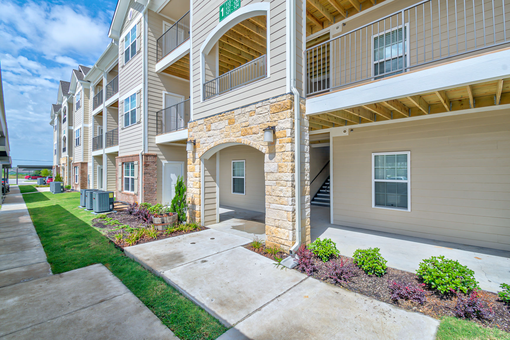 Thayer Point The Multifamily Advisory Group at Cushman & Wakefield